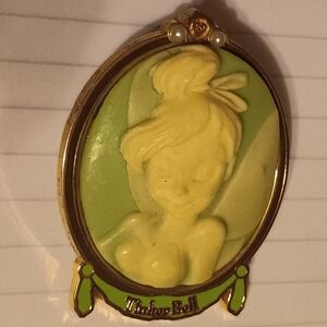 Vintage  Walt Disney Tinkerbell Cameo Pin
